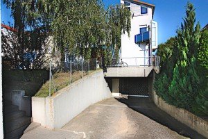 Hauptbild Im Winter eisfrei und im Sommer kühl: Tiefgaragenstellplatz in gepflegter Wohnanlage