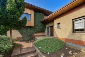 Hauptbild Bauhaus-Einfamilienhaus mit 1.220 m² Grundstück ? viel Potenzial in Groß-Zimmern